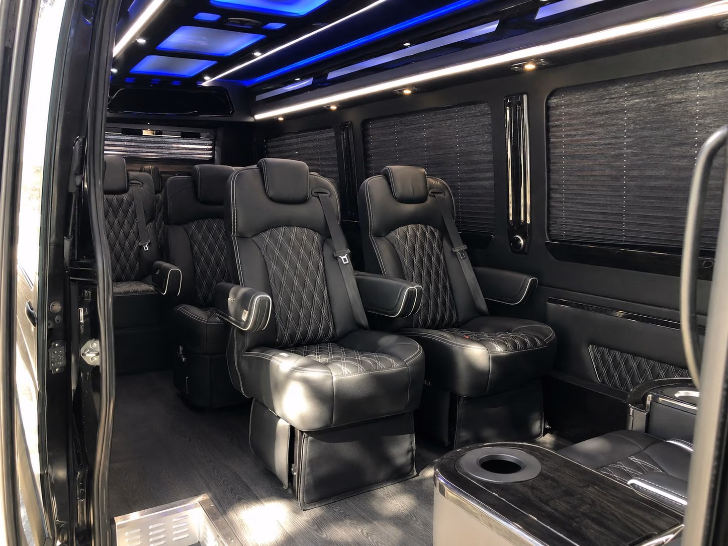 airport transfers between dfw flower mound and pilot point