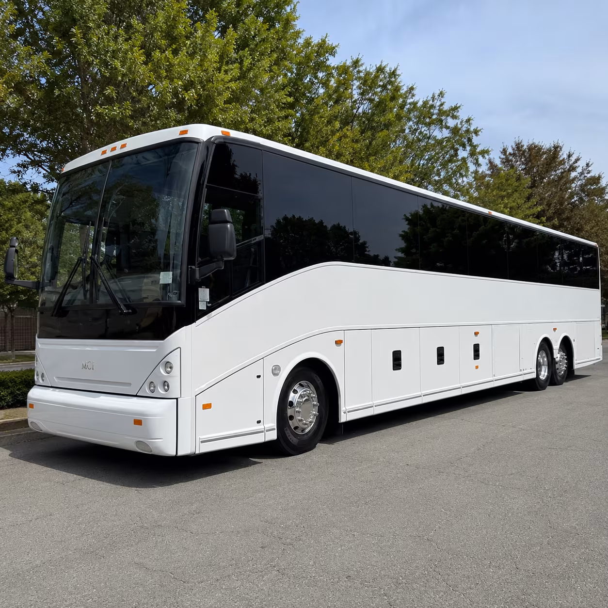 hotel shuttles for conferences and business travel