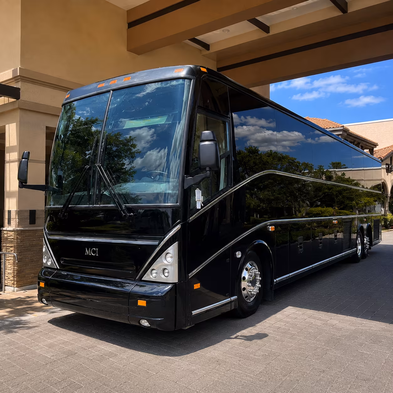 private charter buses for layovers in denton